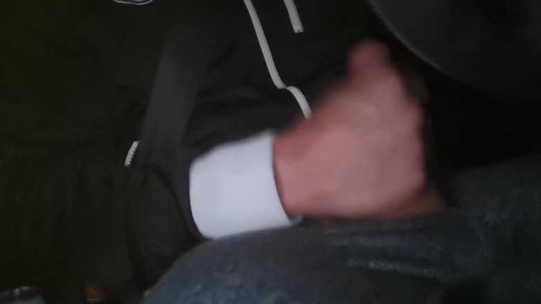 ARTURROLLE: 집에서의 멀치 모먼트