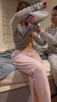 네 향기 맡는 게 좋아