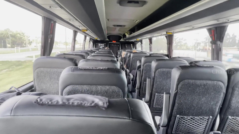 Fefo23x6: Saya Mengisapnya Di Bus