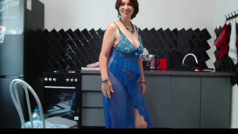 ANGELA_LADY: 52歳の熟女熟女がケツの穴に指を突っ込まれる