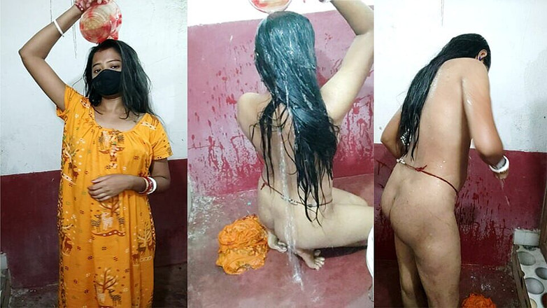 Sexyquine: Gadis cantik lagi mandi selfie hot sambil mandi