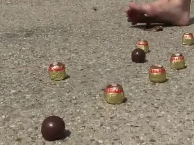 Crushing Girl Outdoor Chocolate Soles (Solo Austria)