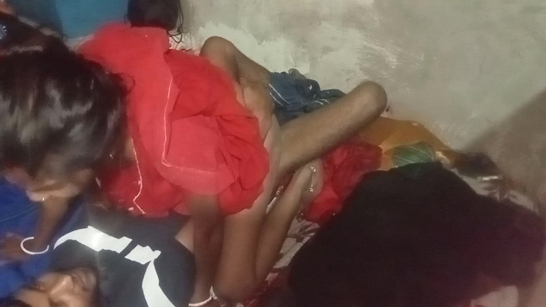 Nisha Kumari: Indyjski żonaty mąż żona żona cieszy się fukkiny