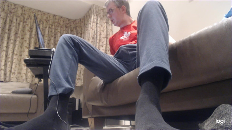 Longlegs: Strip and Wank