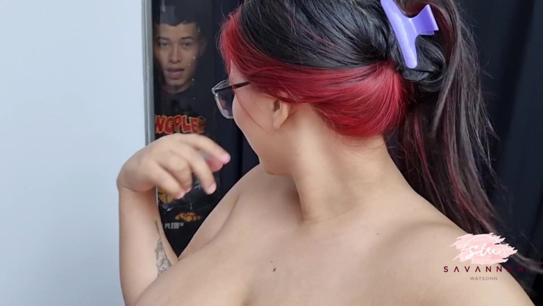 Savannah Watson: Teman Sekamar Mematahkan Pantat Istri Terangsang Saat Suami Tidak Ada...