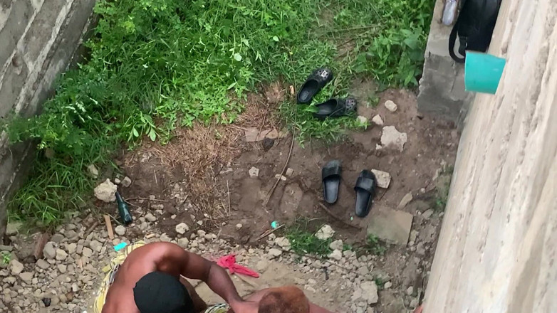 King Sasha's hub: Sneaked Out to Make Love with One of the Palace...