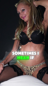 Barbie MILF Lady a Grrrr