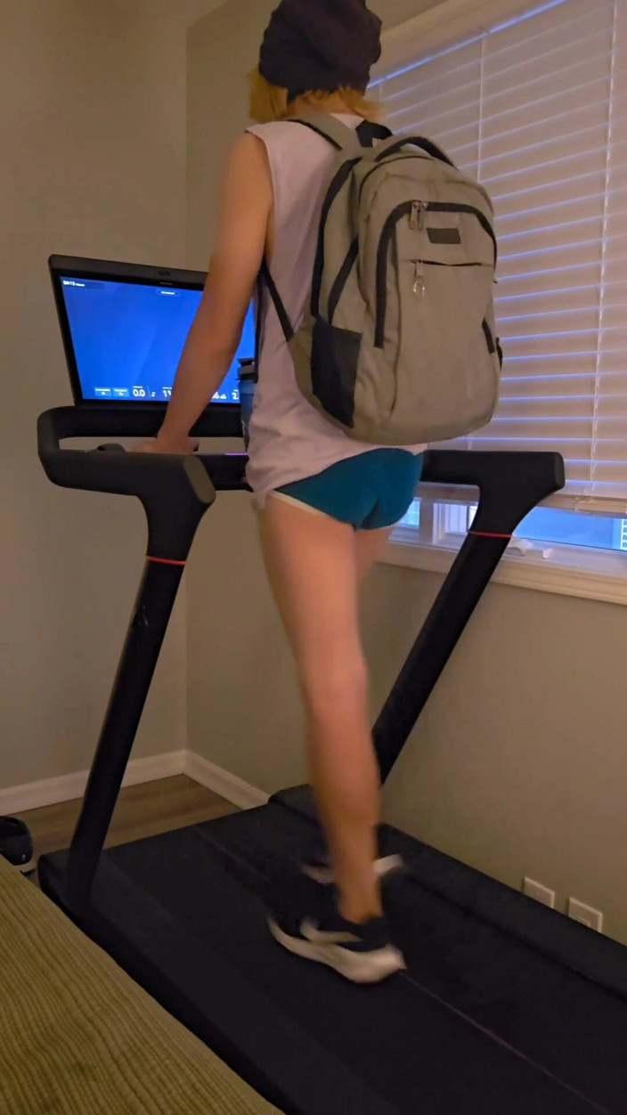 Packedpampz: Twink Runs on Treadmill in Underwear