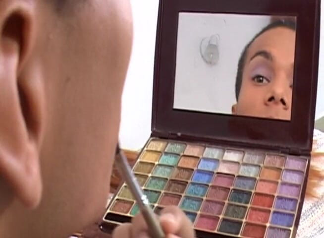 Boys in Disguise: Kekasih gay yang luar biasa suka pakaian wanita