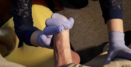Aqua Pola: Hra s předkožkami v latexových rukavicích... POV a sperma v...