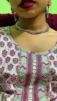 Kongkek bhabhi seksi saya dengan keras dalam posisi baru dan dia menikmatinya