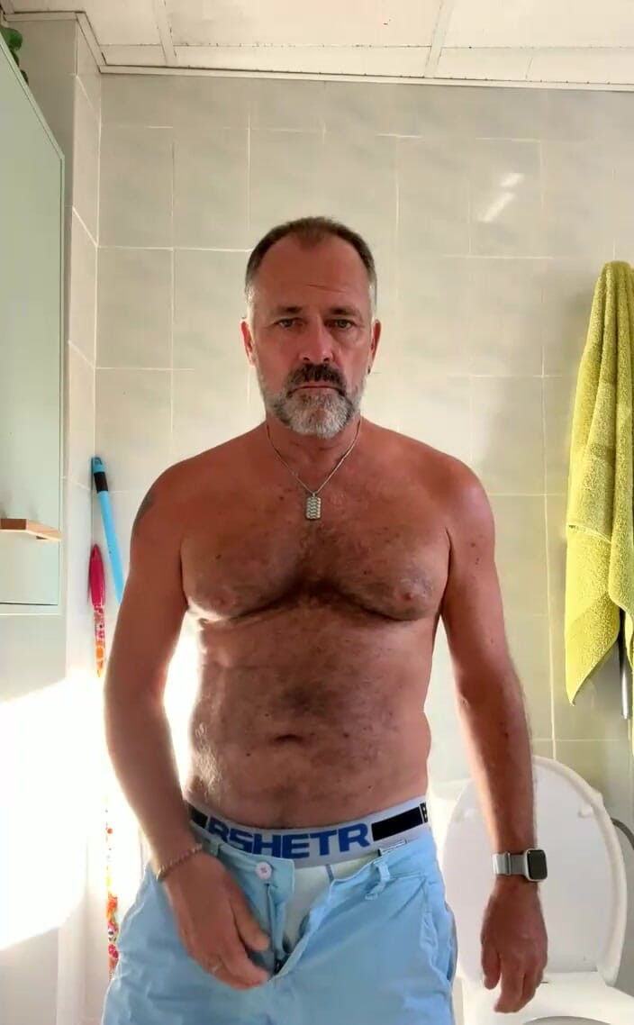 Daddybearvlc: 下午茶。为了我肮脏的熊小妞