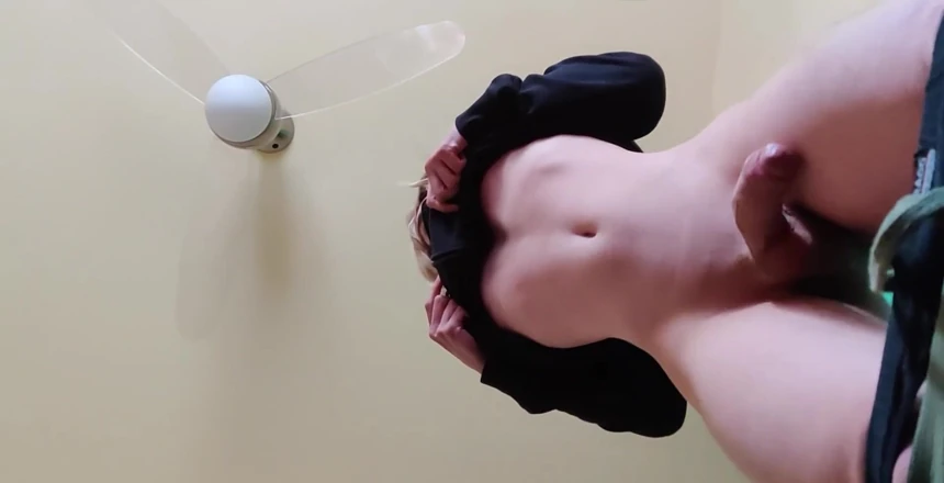 Samantha sissy: 第一人称视角 射在你脸上