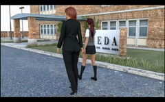 Erotic Krisso: Damagedgood-büyük götlü kız sikiliyor