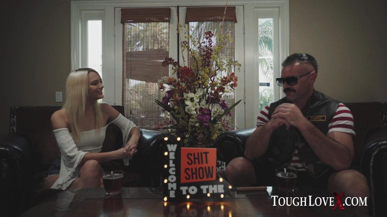 ToughLoveX: TOUGHLOVEX Třetí kolo se sexy blondýnou Kenna James
