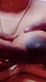 Indická učitelka s velkými prsy, nové sexuální video