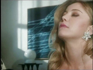 Black Sinner: Mezirasová orgie se dvěma sexy holkami