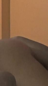 Podvádějící manželka má sex s Gardnerem, když manžel není doma