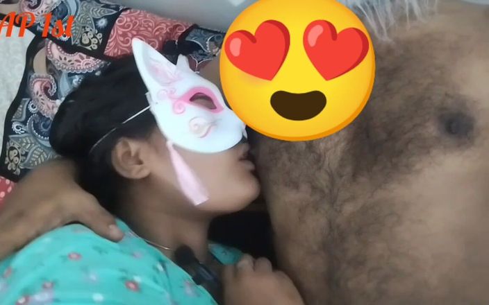 akashprimex790: Velmi krásná Desi Teen Bhabi romanticky ošukaná Deborem
