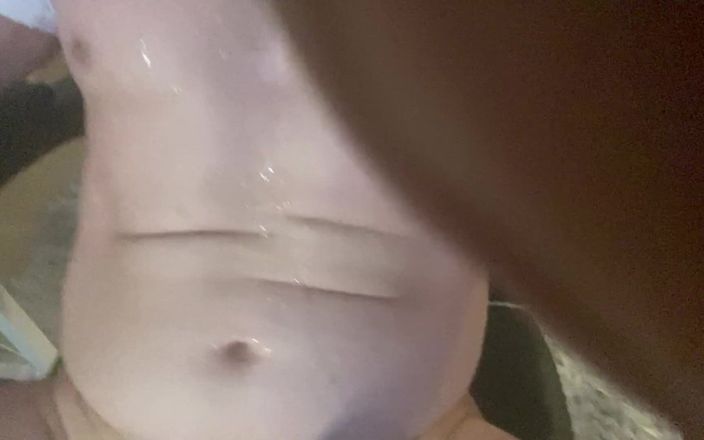 dream_show69: 在我的屁股上享受假阳具，在Chaturbate上直播，大量射精中出 第2部分