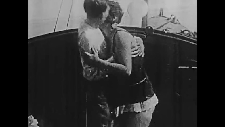 Vintage Erotic Archive: Au Gre Des Flots，1925年。
