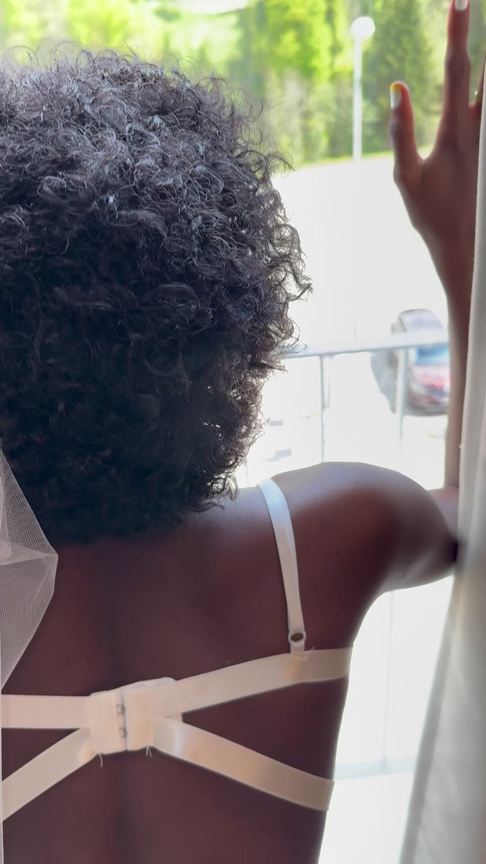 Missblackreey: Malam pertama dengan isteri eboni kecil molek