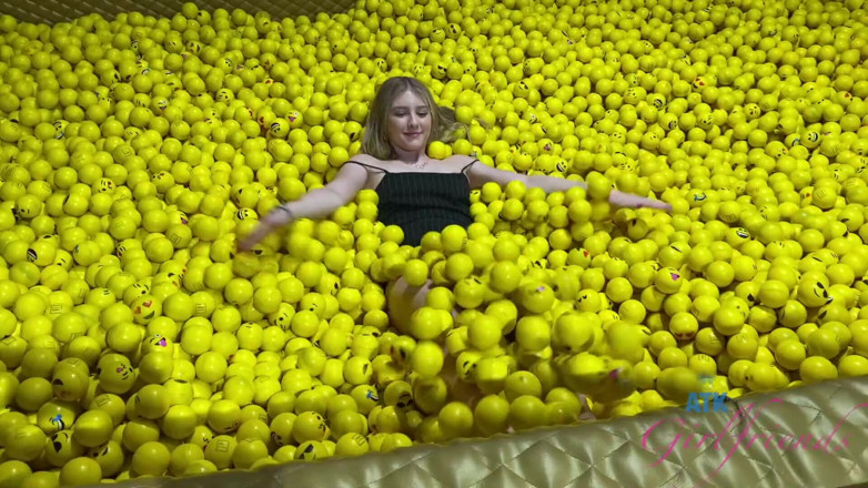 ATK Fans (Girlfriends): Melody's Obsession with Balls