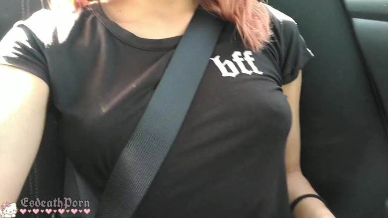 Esdeath: Am intrat în Uber în chiloți și șoferul m-a spionat - Esdeath Porno