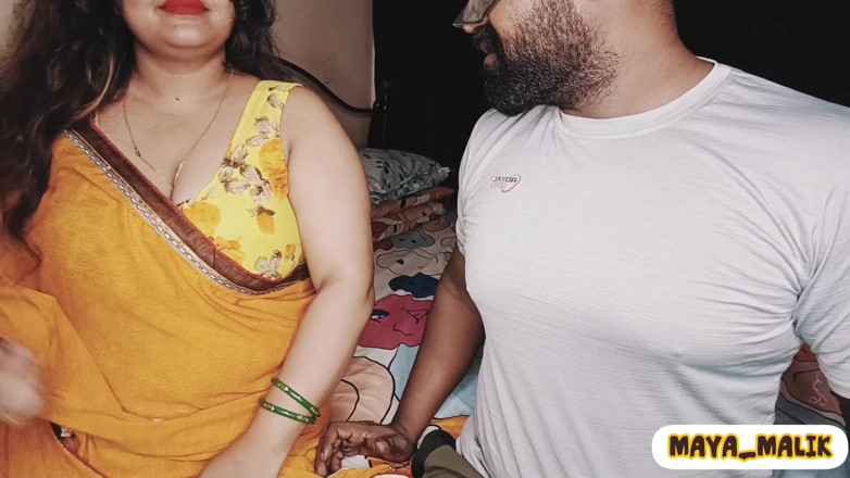 Maya-malik: Pergi ke rumahnya untuk bertemu teman wanita, di sana ibu...