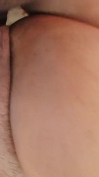 Moje nevlastní matka se mnou přijde šukat a já jsem to dal dovnitř