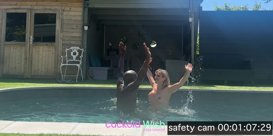 Joss for Cuckold wish: Lumacarie在游泳池里被操