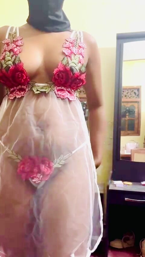 Sweetysingle: Да я такая возбужденная крошка