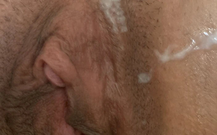 Wetwife2024: Одна дома и возбужденная время играть