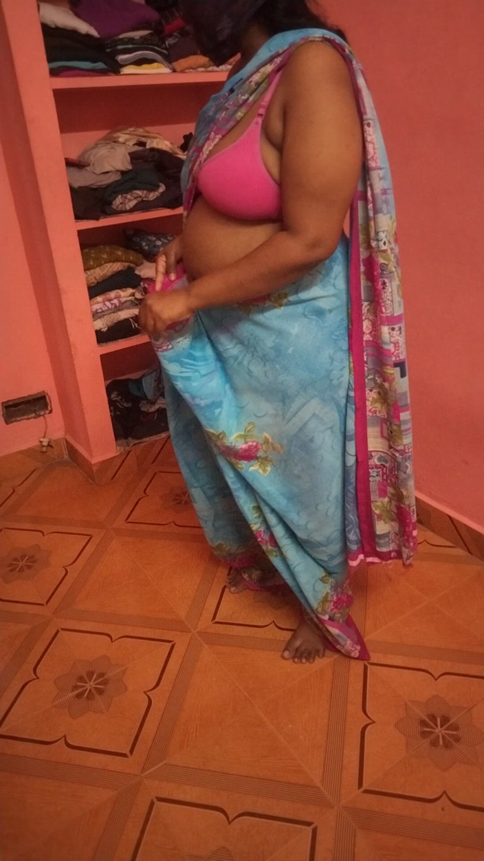 Priya aunty: Saree Wearing for Next Shoot