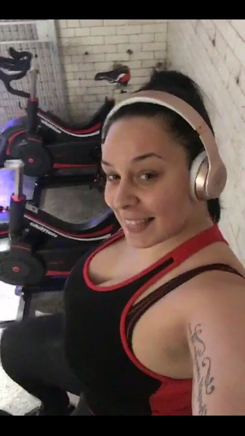 Anastasia Lux: Allenarsi in palestra... Cardio prima dei pesi e Sì mi...