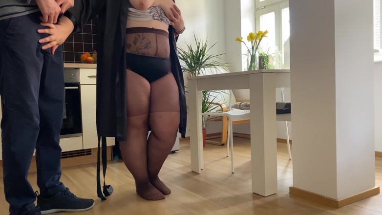 OurFetishLife: La figa calda di mia suocera scopata in cucina