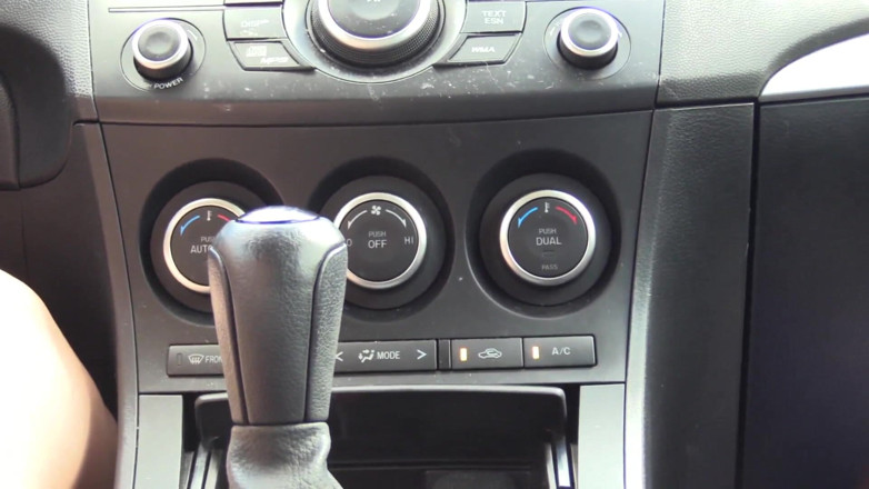 Sydney screams fetish: 6-biegowa instrukcja Mazda3 w szpilkach - HD Wmv