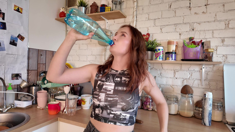 Nikky B: Nikky Peed Right in Her Jeans Without Making It to...