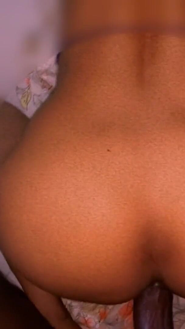 BongoXXX: Horny and Wet Mature Ebony Stepmom Ridding My BBC