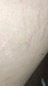 Seks oral dan kongkek di bilik air
