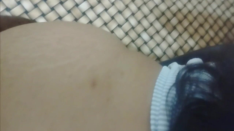 Indain girl: Apni Sali Ko Raat Me Chudai Ki