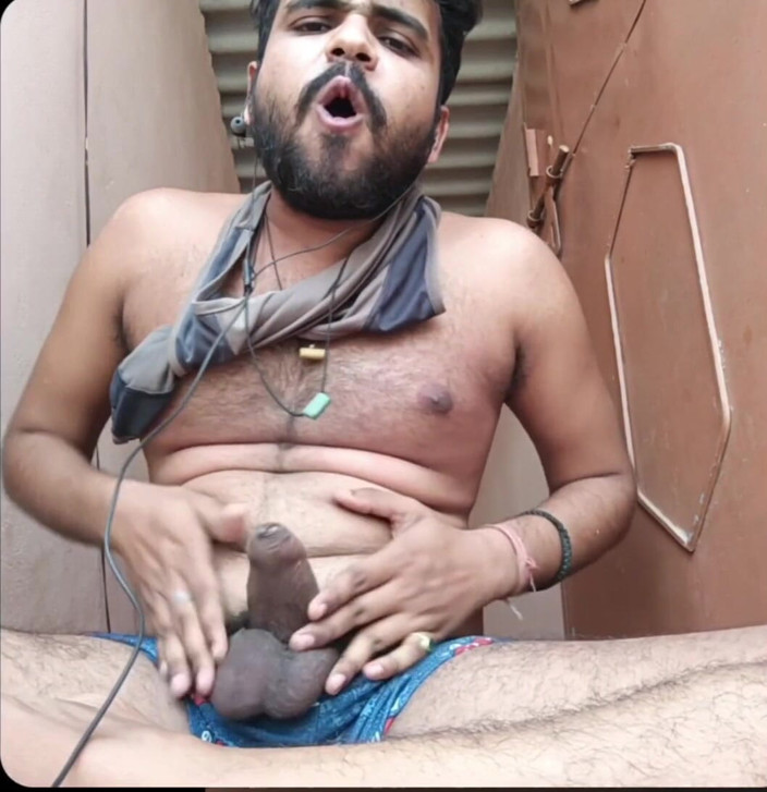 IsmaatDeva: Una masturbador sexy haciendo paja llena de cachonda