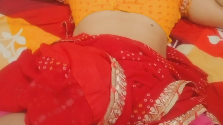 Hemant: Heet op zijn hondjes in saree