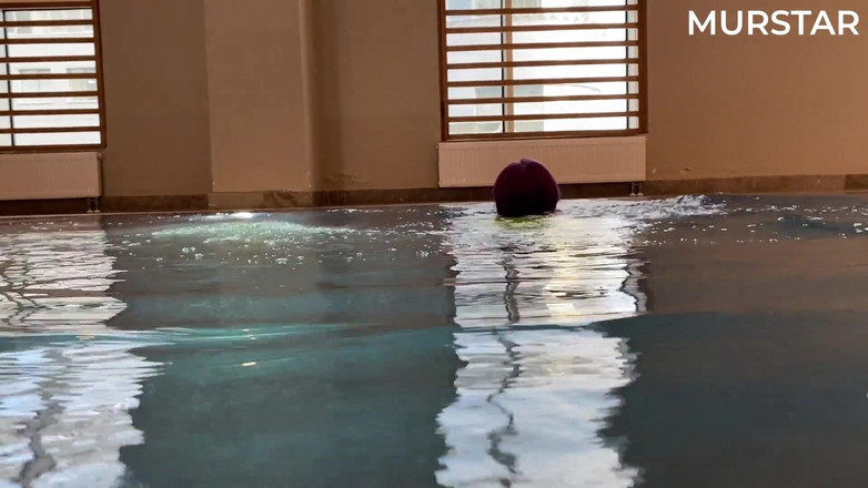 Toma Mur: Poděkovala plavčíkovi šťavnatým kouřením