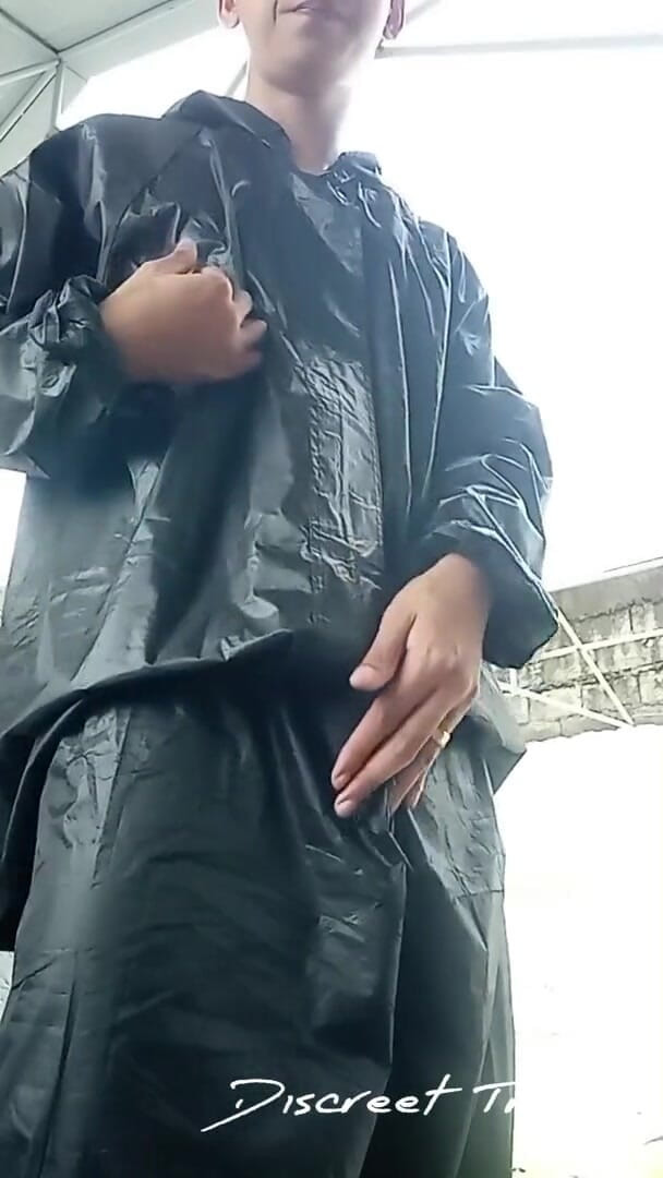 Troye_AsianPinoy: Masturbasi pinoy di pemakaman di luar ruangan - aku hampir kepergok...