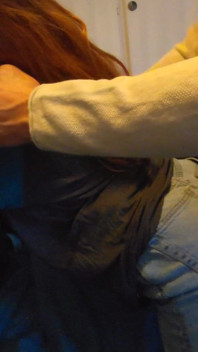 Ela ama quando eu seco transar com sua bunda jeans apertada