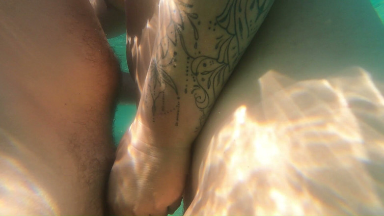 69KnkyKouple69: คู่รักประหลาด - sardinia ชายหาดตูดใหญ่หุ่นเปื้อน