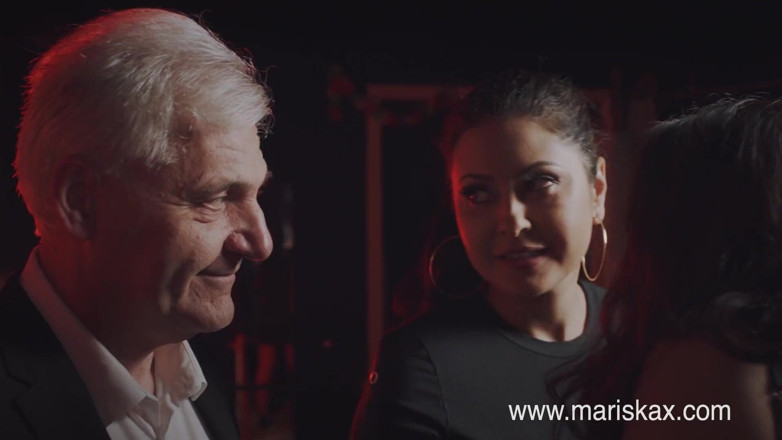 Mariska x: Jocuri lesbiene Cu Mariska și Sahara Knite