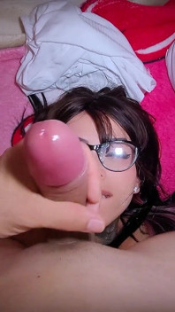 Goth Hottie Has Sloppy Oral Sex, Deep Throat, Cums in Her Mouth 3 Times.