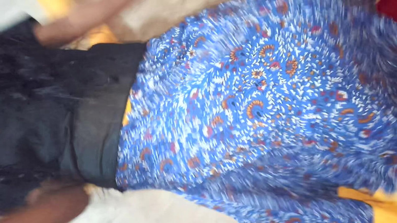 Bd fuking: Desi manželka tančí